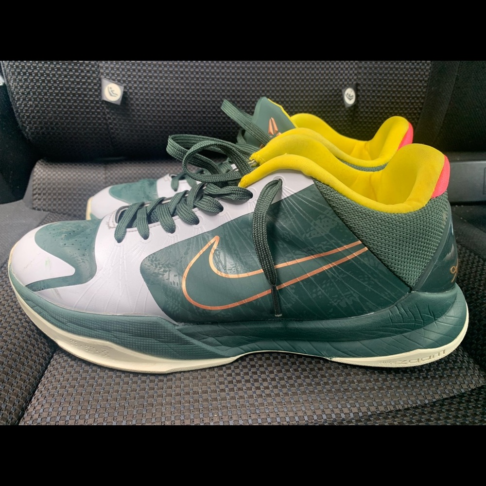 Kobe Protro